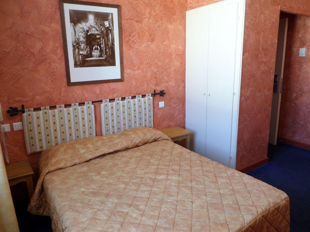 Brit Hotel Acacias Arles Ngoại thất bức ảnh
