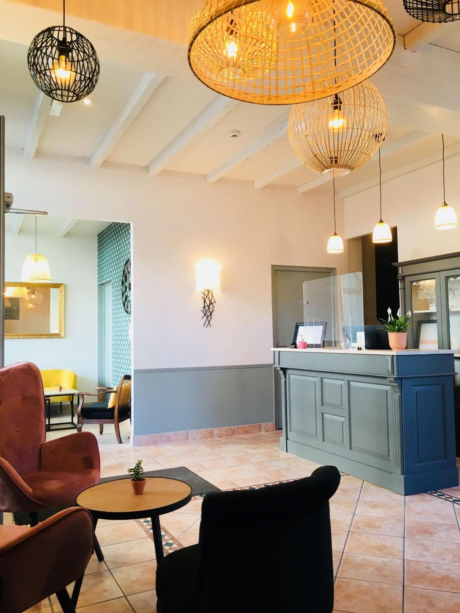 Brit Hotel Acacias Arles Ngoại thất bức ảnh