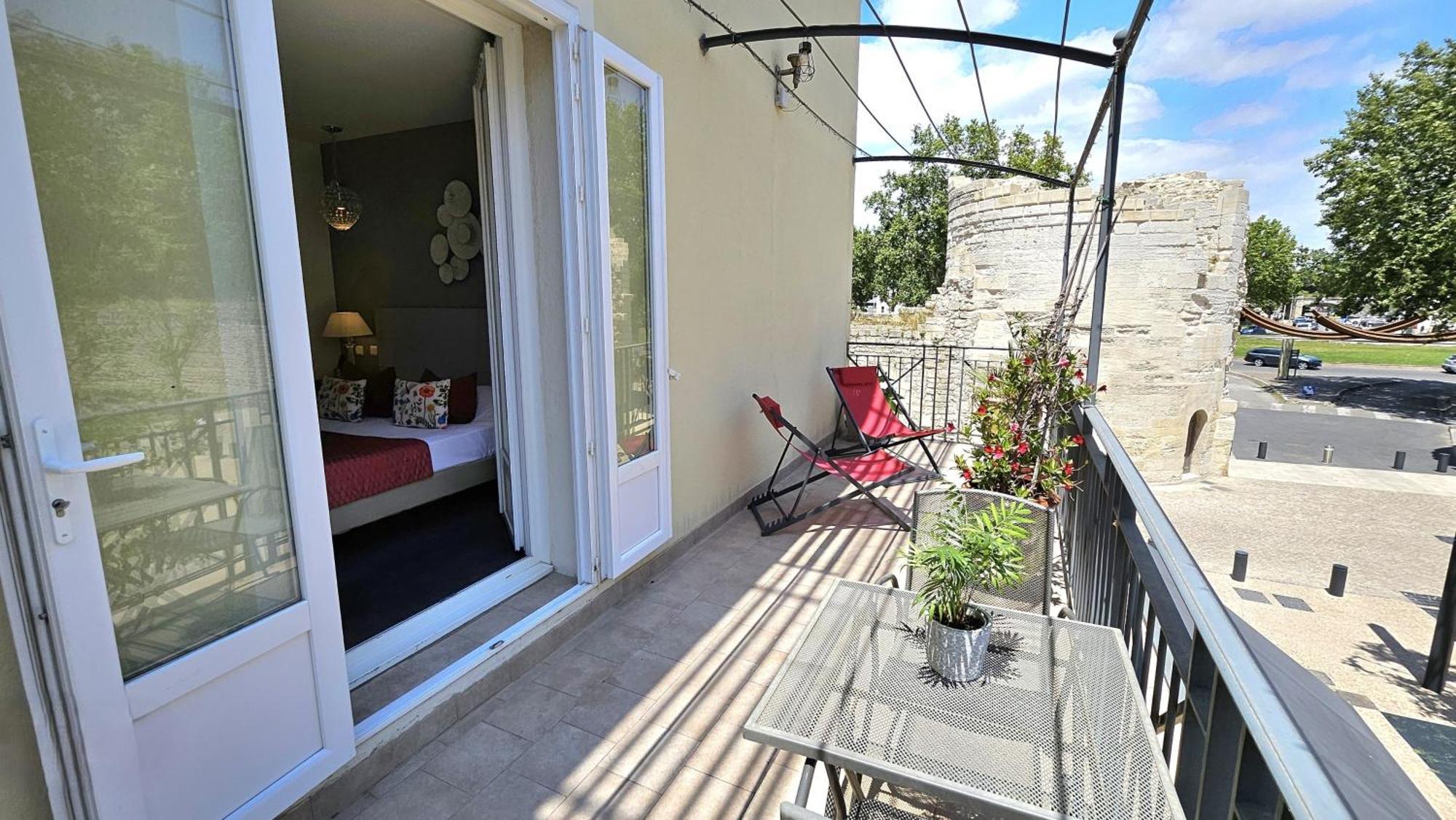 Brit Hotel Acacias Arles Ngoại thất bức ảnh