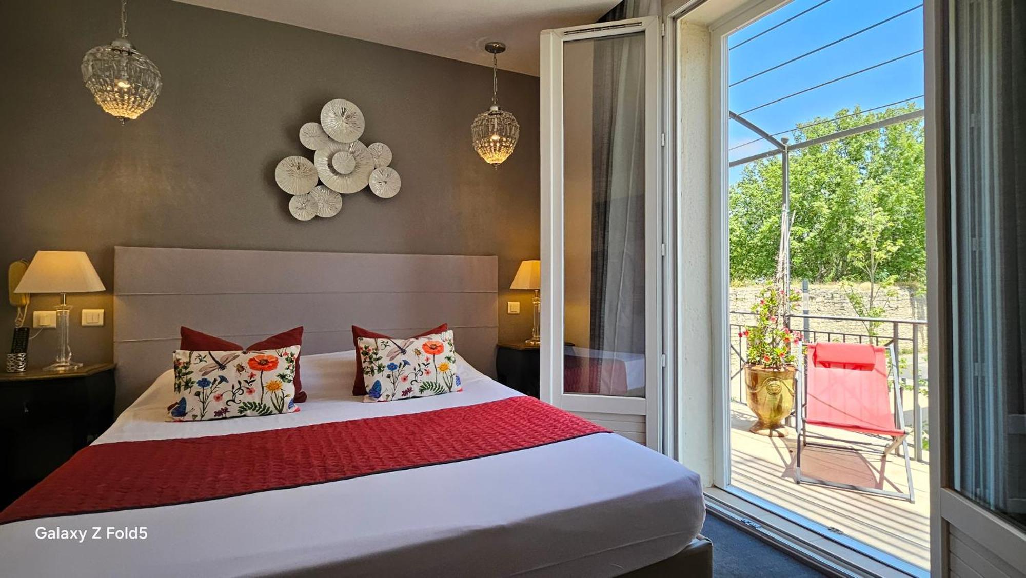 Brit Hotel Acacias Arles Ngoại thất bức ảnh