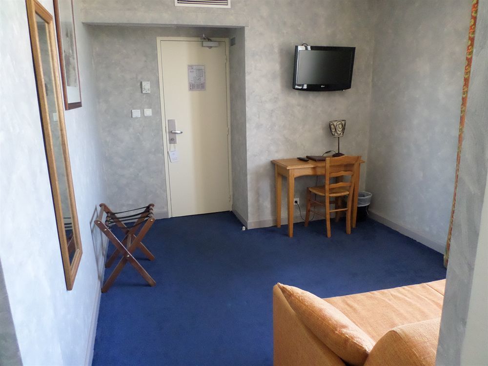 Brit Hotel Acacias Arles Ngoại thất bức ảnh